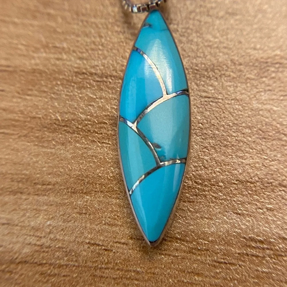 Native Turquoise and 925 Sterling Silver Inlay Pendant Necklace - Picture 7 of 9